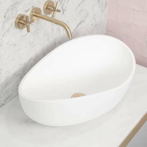 CSB821 MW Enflair wave basin matte white angled side