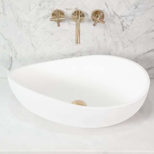 CSB821 MW Enflair wave basin matte white angled top