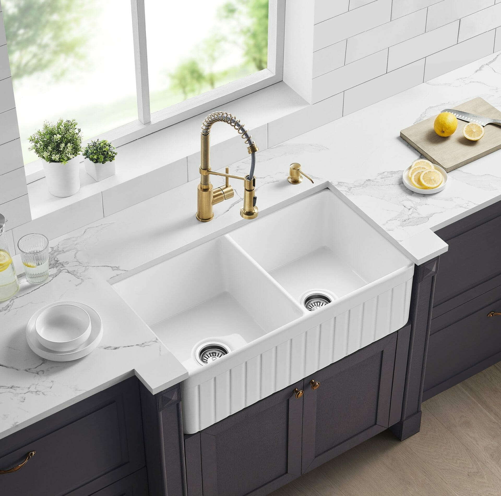 Greenwich Fireclay Farmhouse Sink - Double Bowl - Fluted - Gloss White ...