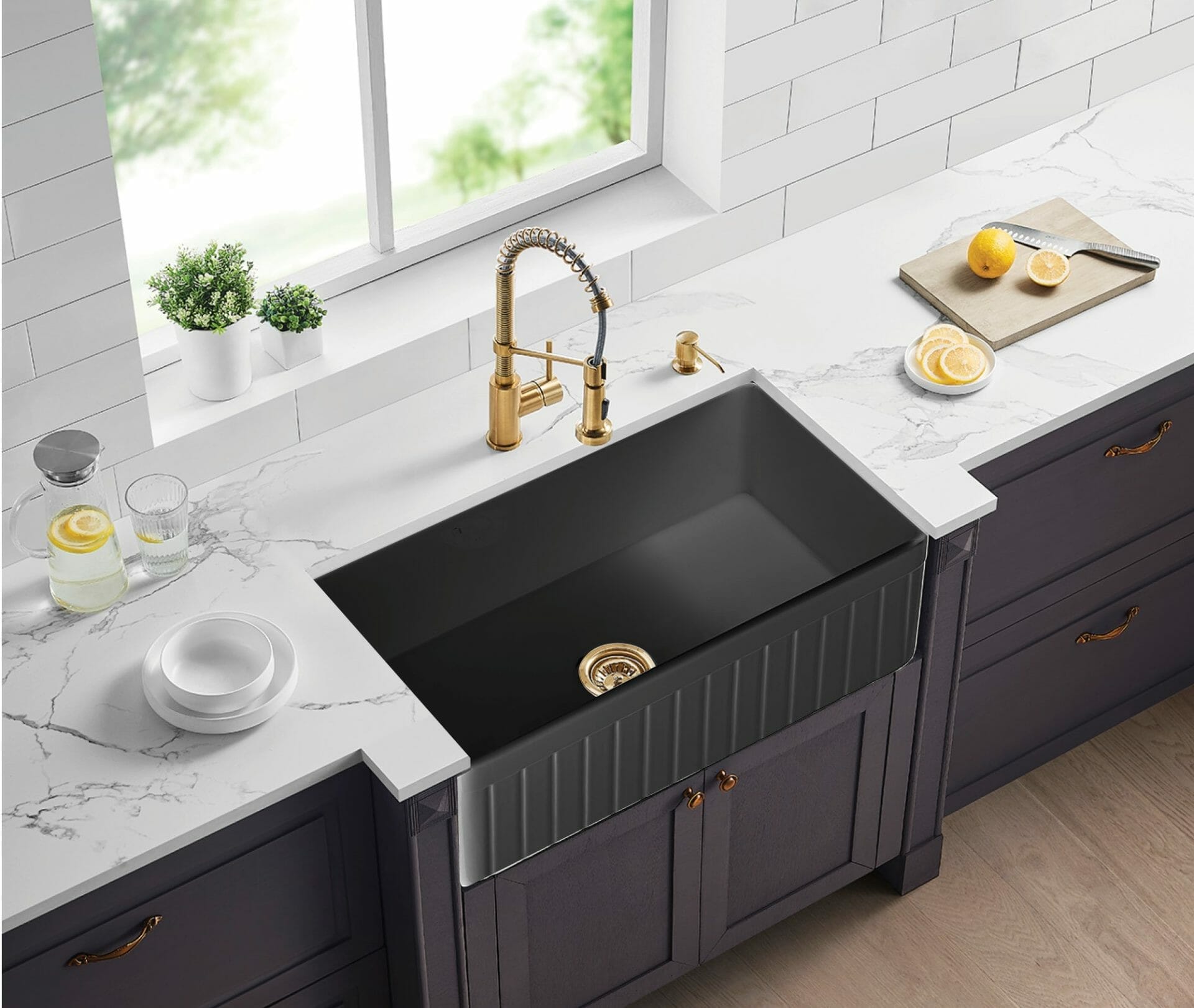 Greenwich Fireclay Farmhouse Sink - Single Bowl - Fluted - Matt Black ...